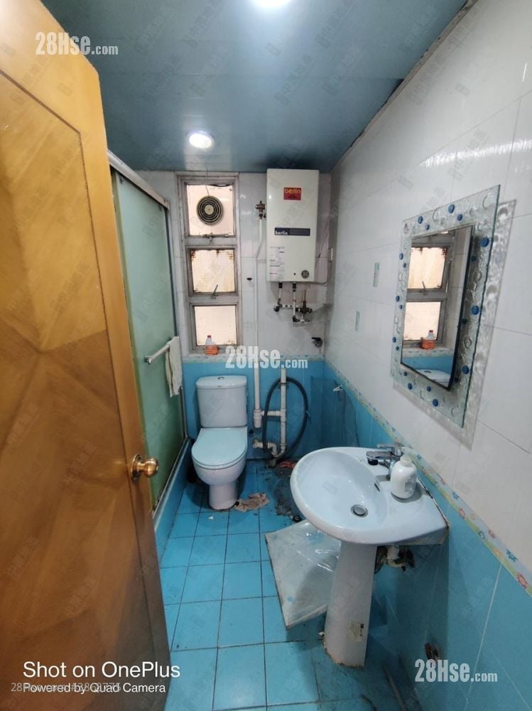 Telford Gardens Sell 2 Bedrooms , 1 Bathroom 539 ft²