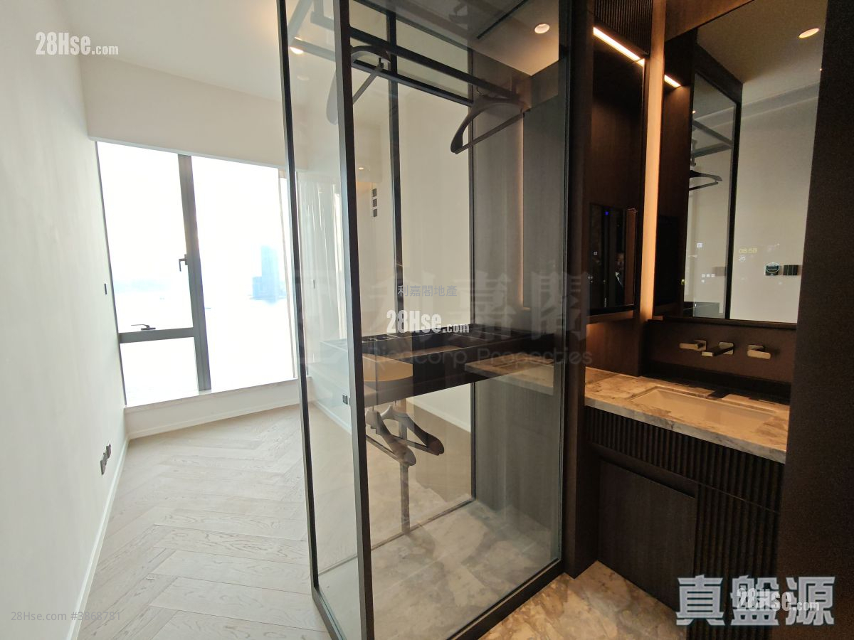 The Knightsbridge Rental 3 Bedrooms , 2 Bathrooms 1,002 ft²
