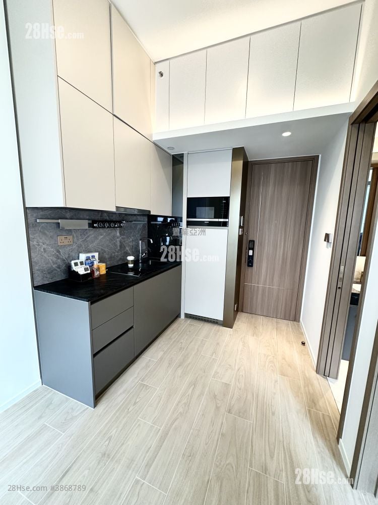 Des Voeux W Residence Rental 1 Bedroom , 1 Bathroom 268 ft²