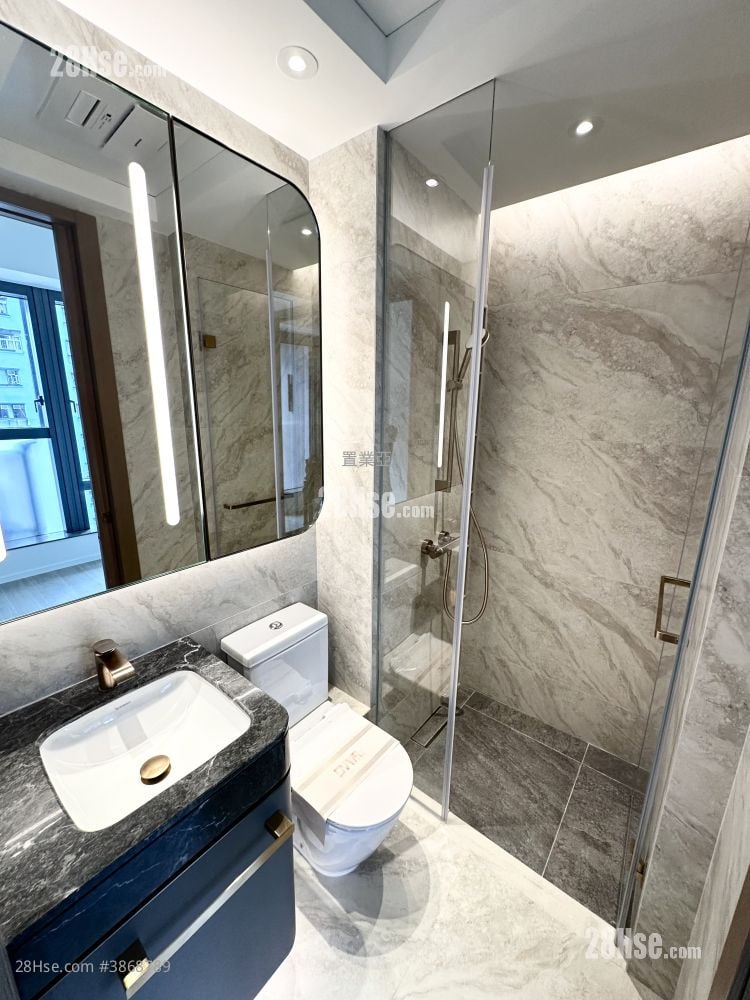 Des Voeux W Residence Rental 1 Bedroom , 1 Bathroom 268 ft²