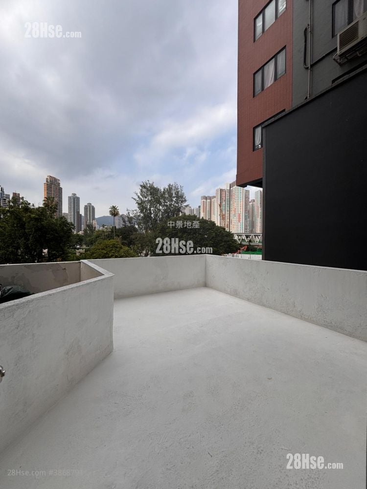Fok On Court Rental 2 Bedrooms , 1 Bathroom 310 ft²