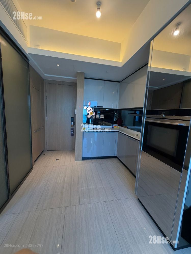 Cullinan West Rental 1 Bedroom , 1 Bathroom 352 ft²