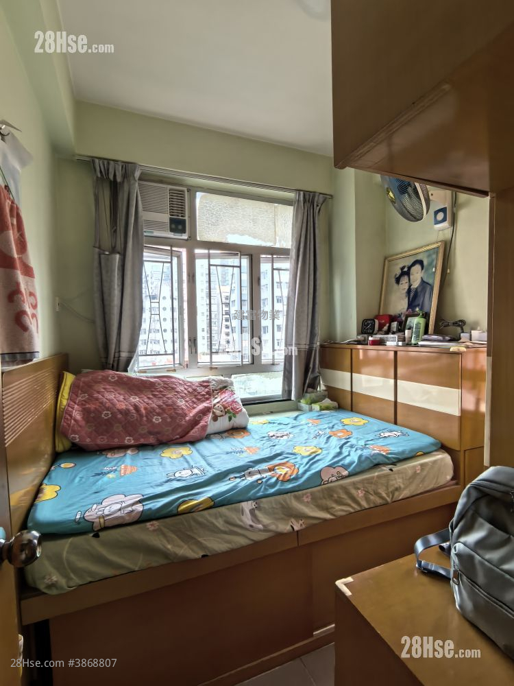 Tai Hang Building Sell 2 Bedrooms , 1 Bathroom