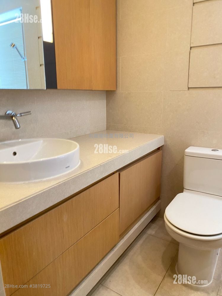 Island Lodge Sell 3 Bedrooms 833 ft²