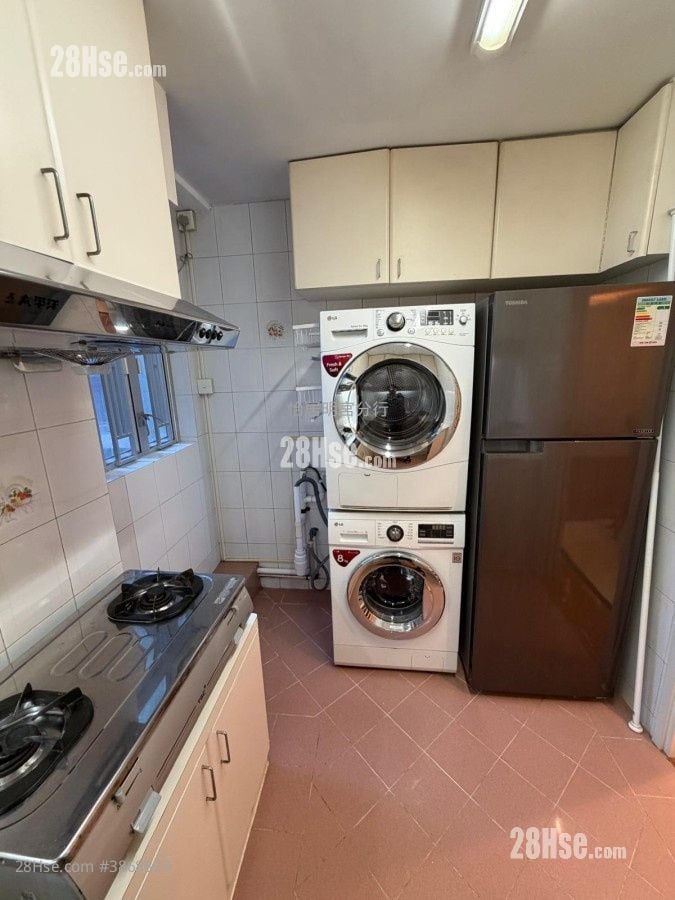 Taikoo Shing Sell 4 Bedrooms , 2 Bathrooms 1,184 ft²