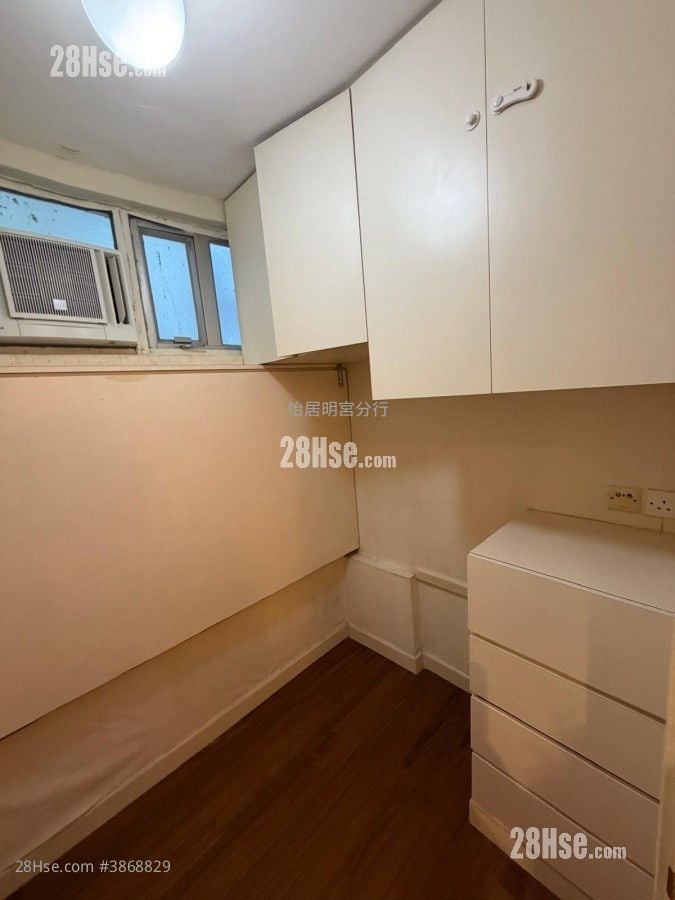 Taikoo Shing Sell 4 Bedrooms , 2 Bathrooms 1,184 ft²