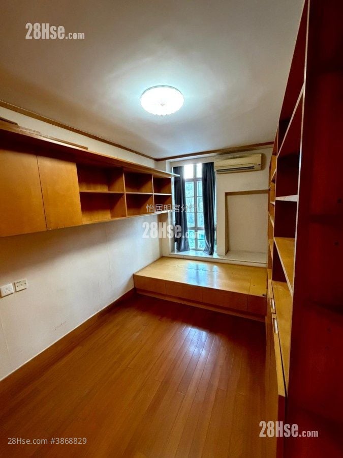 Taikoo Shing Sell 4 Bedrooms , 2 Bathrooms 1,184 ft²