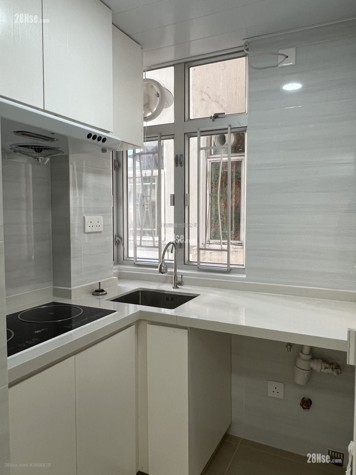 Cheong Wing Mansion Rental 2 Bedrooms , 1 Bathroom 290 ft²