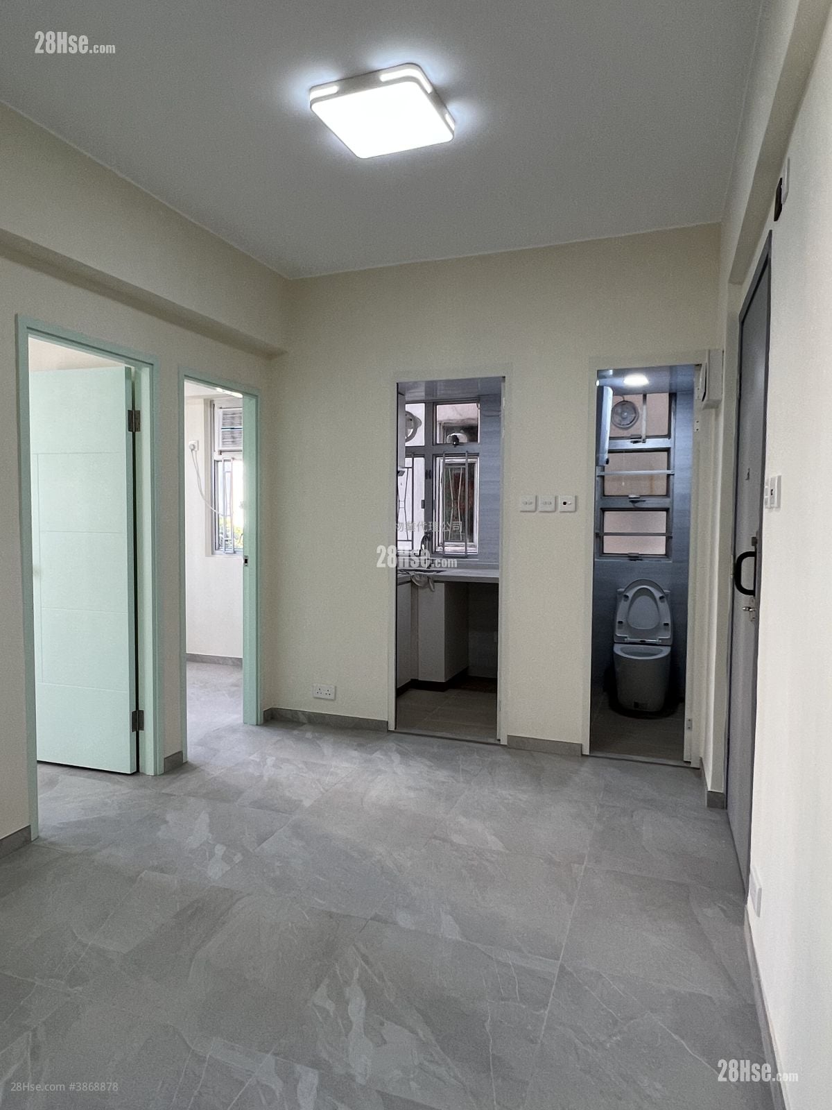 Cheong Wing Mansion Rental 2 Bedrooms , 1 Bathroom 290 ft²