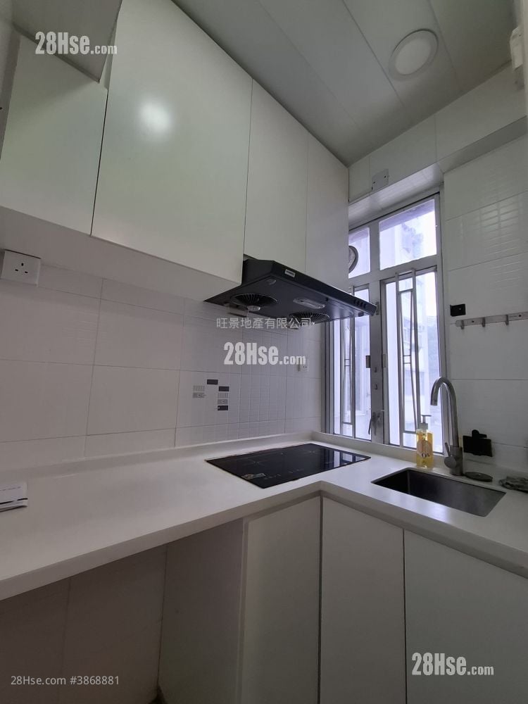 Shaukiwan Centre Rental 2 Bedrooms 306 ft²