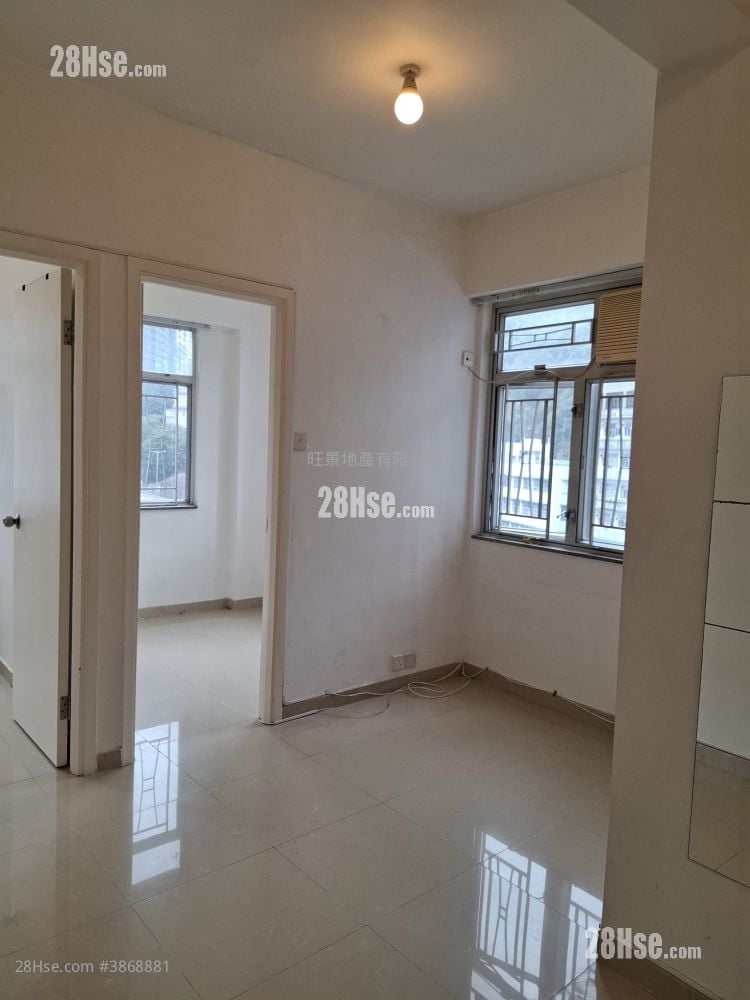 Shaukiwan Centre Rental 2 Bedrooms 306 ft²