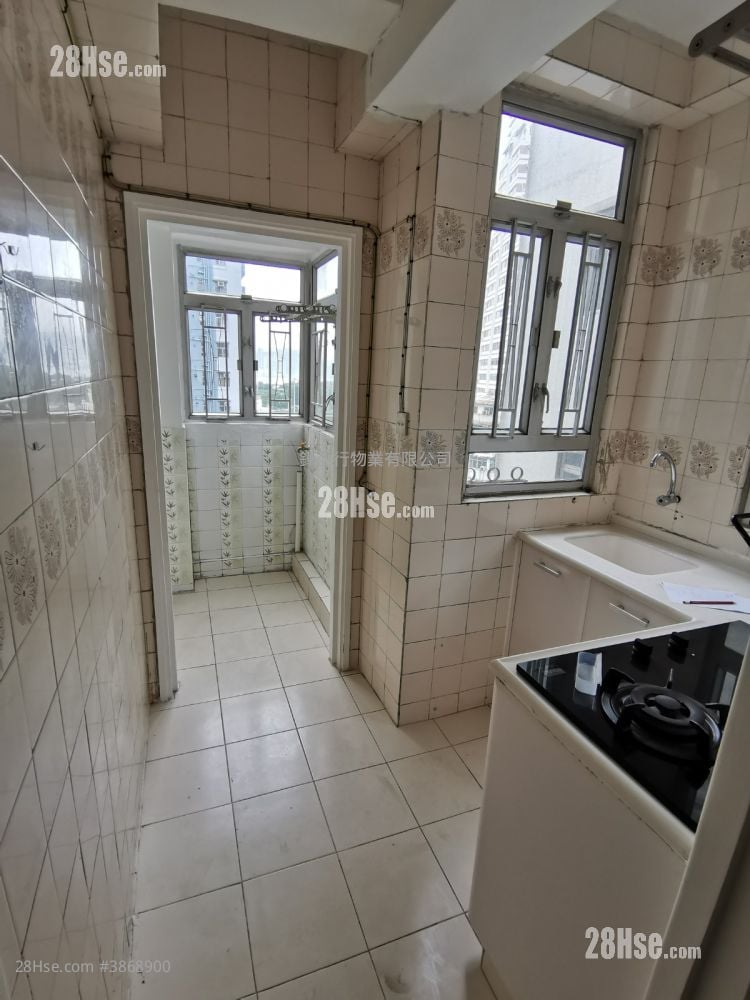 Bo Sun Court Sell 2 Bedrooms , 1 Bathroom 455 ft²
