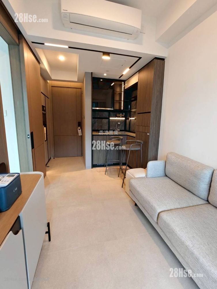 Cullinan Sky Sell 2 Bedrooms , 1 Bathroom 437 ft²