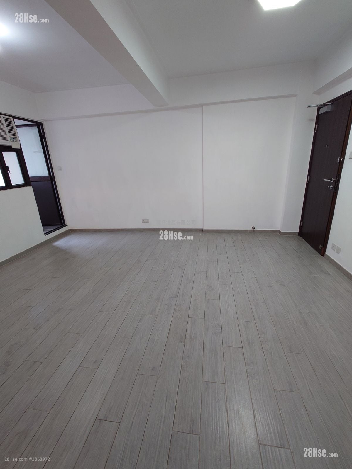 Vienna Mansion Rental 2 Bedrooms , 1 Bathroom 600 ft²
