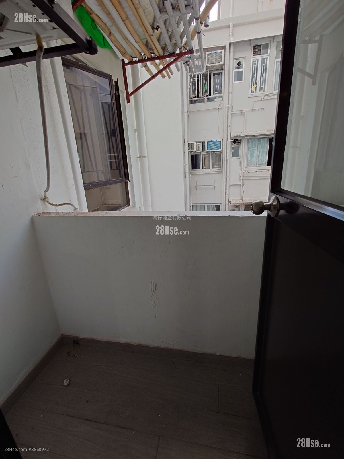 Vienna Mansion Rental 2 Bedrooms , 1 Bathroom 600 ft²