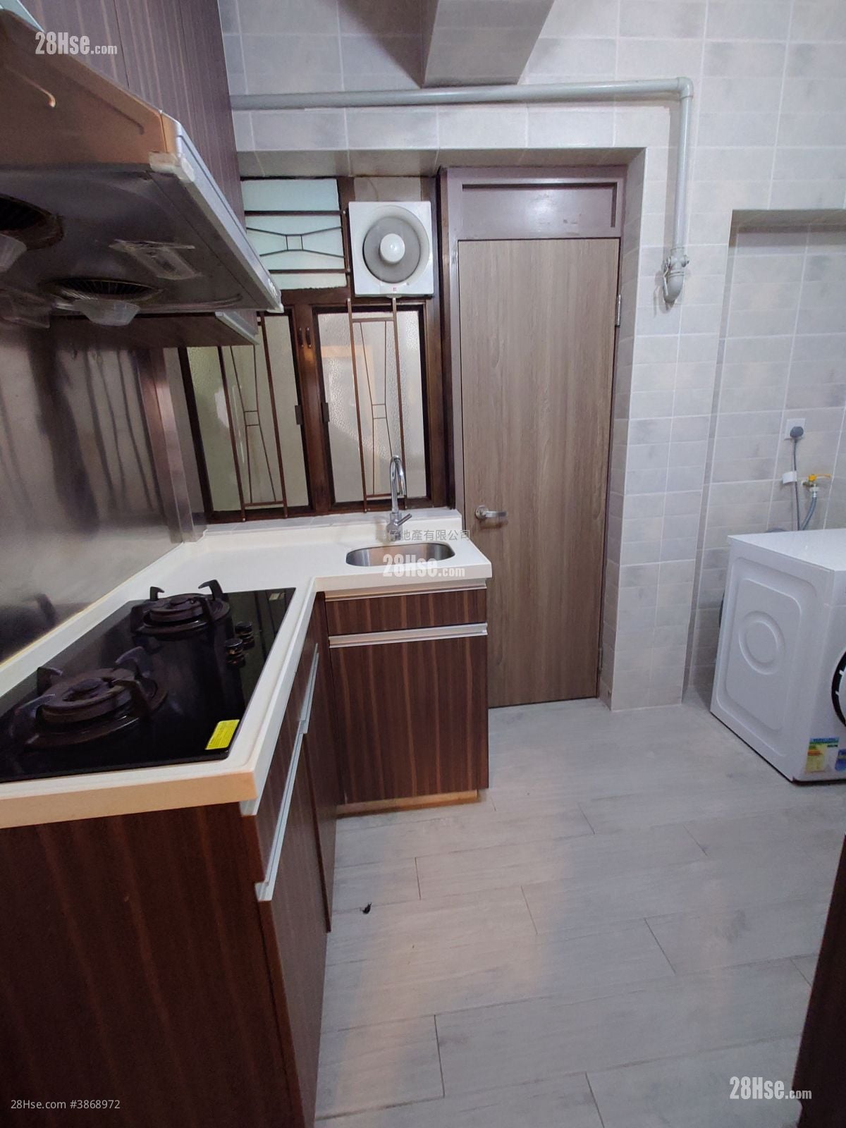 Vienna Mansion Rental 2 Bedrooms , 1 Bathroom 600 ft²
