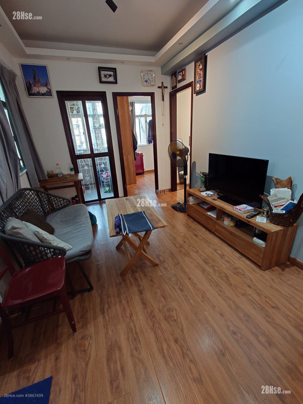 Diamond Building Rental 3 Bedrooms , 1 Bathroom 437 ft²