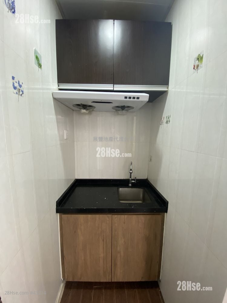 324 Un Chau Street Rental 2 Bedrooms , 1 Bathroom 250 ft²