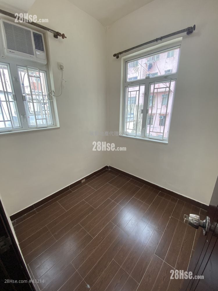 324 Un Chau Street Rental 2 Bedrooms , 1 Bathroom 250 ft²