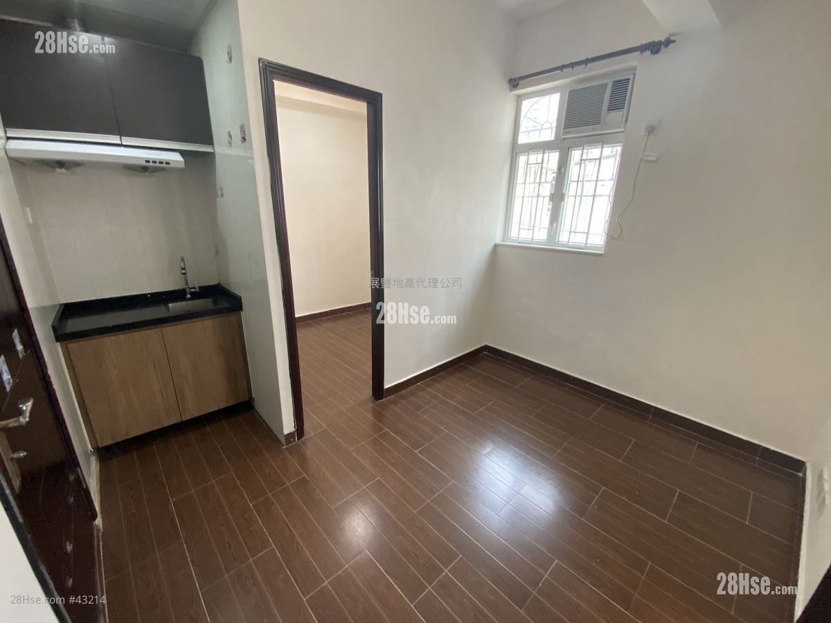 324 Un Chau Street Rental 2 Bedrooms , 1 Bathroom 250 ft²
