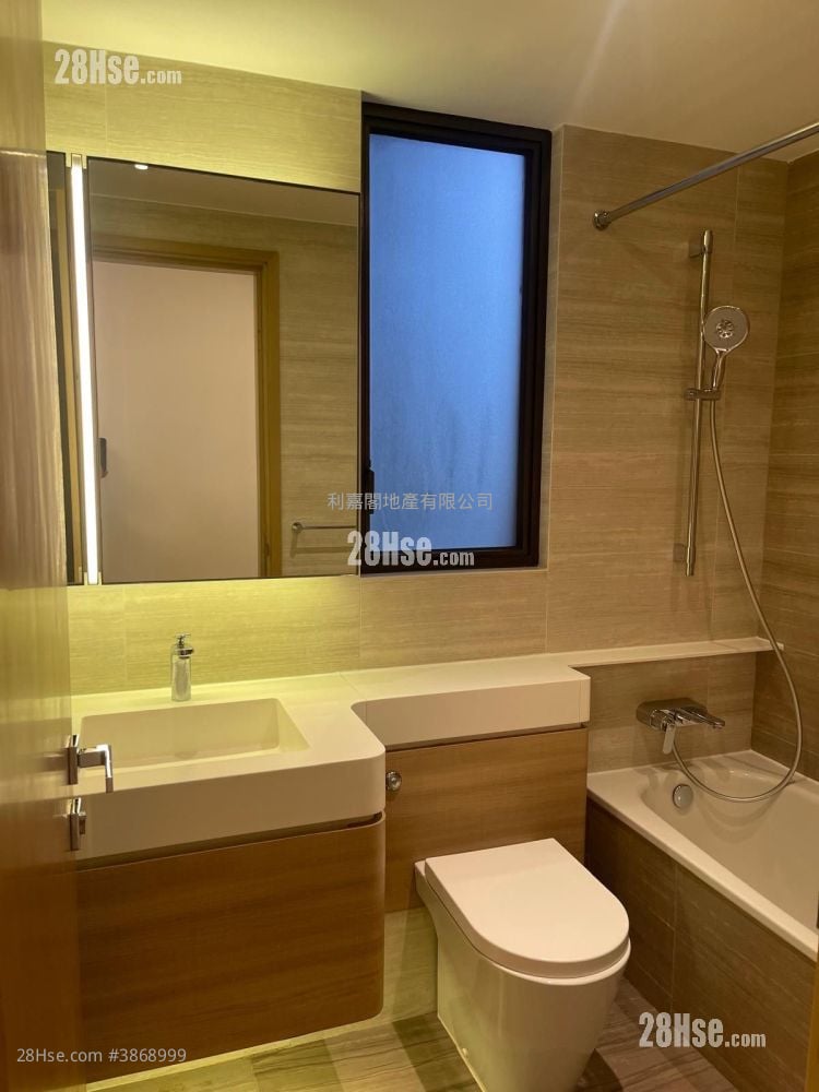 Dragons Range Rental 3 Bedrooms , 2 Bathrooms 952 ft²