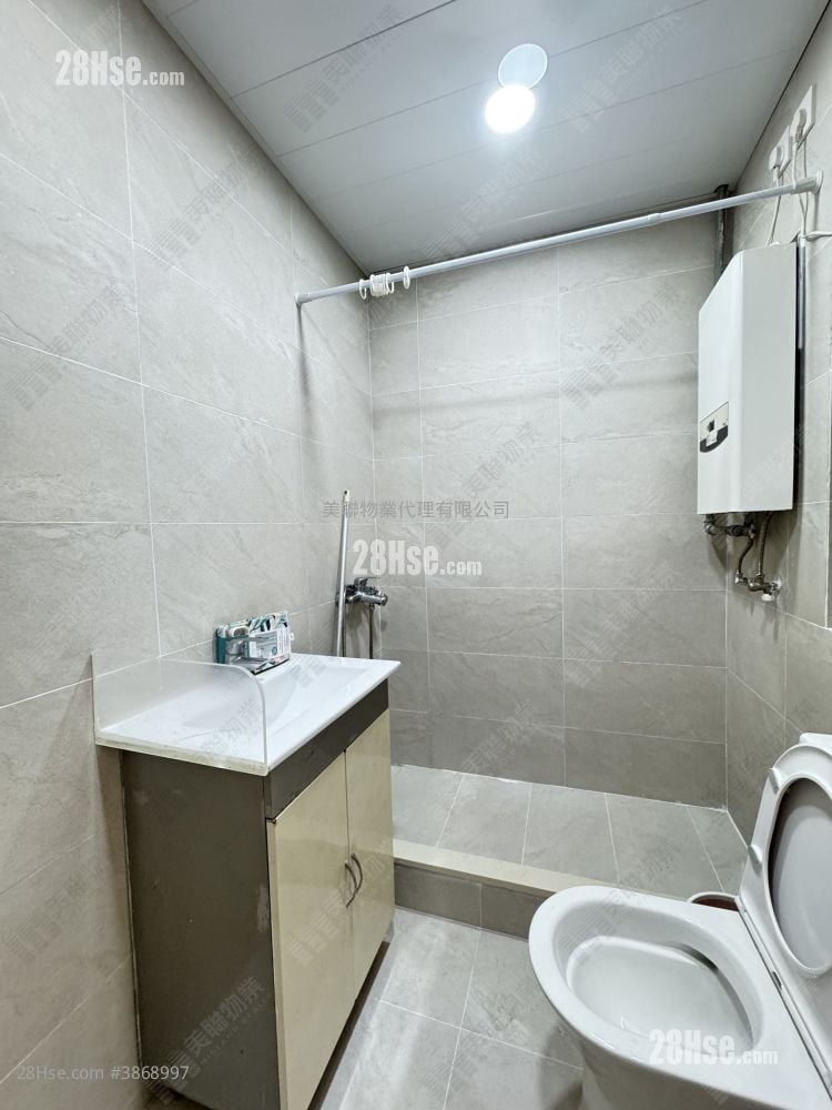 Telford Gardens Rental 2 Bedrooms , 1 Bathroom 494 ft²