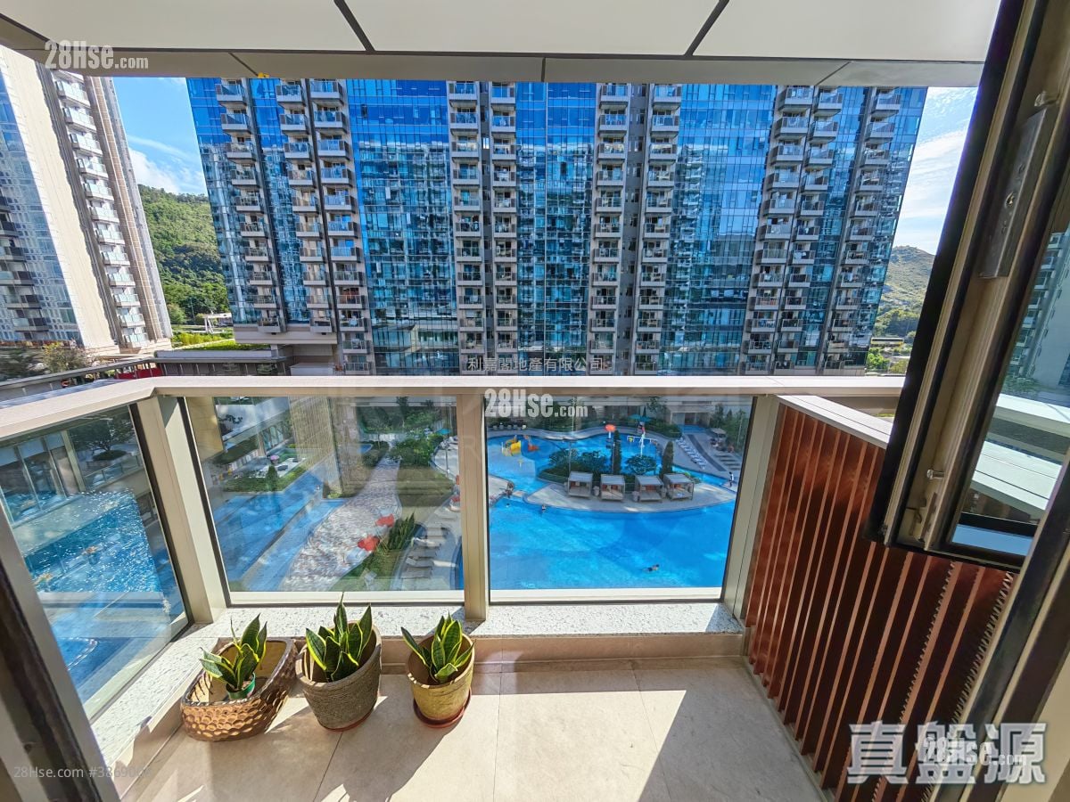 Grand Mayfair  Sell 3 Bedrooms , 3 Bathrooms 767 ft²