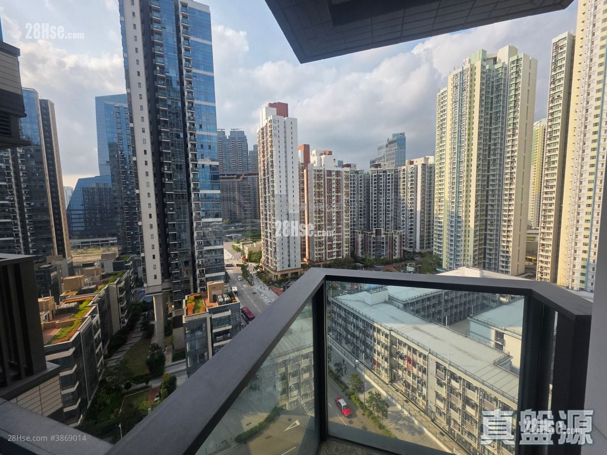 Victoria Skye Rental 344 ft²
