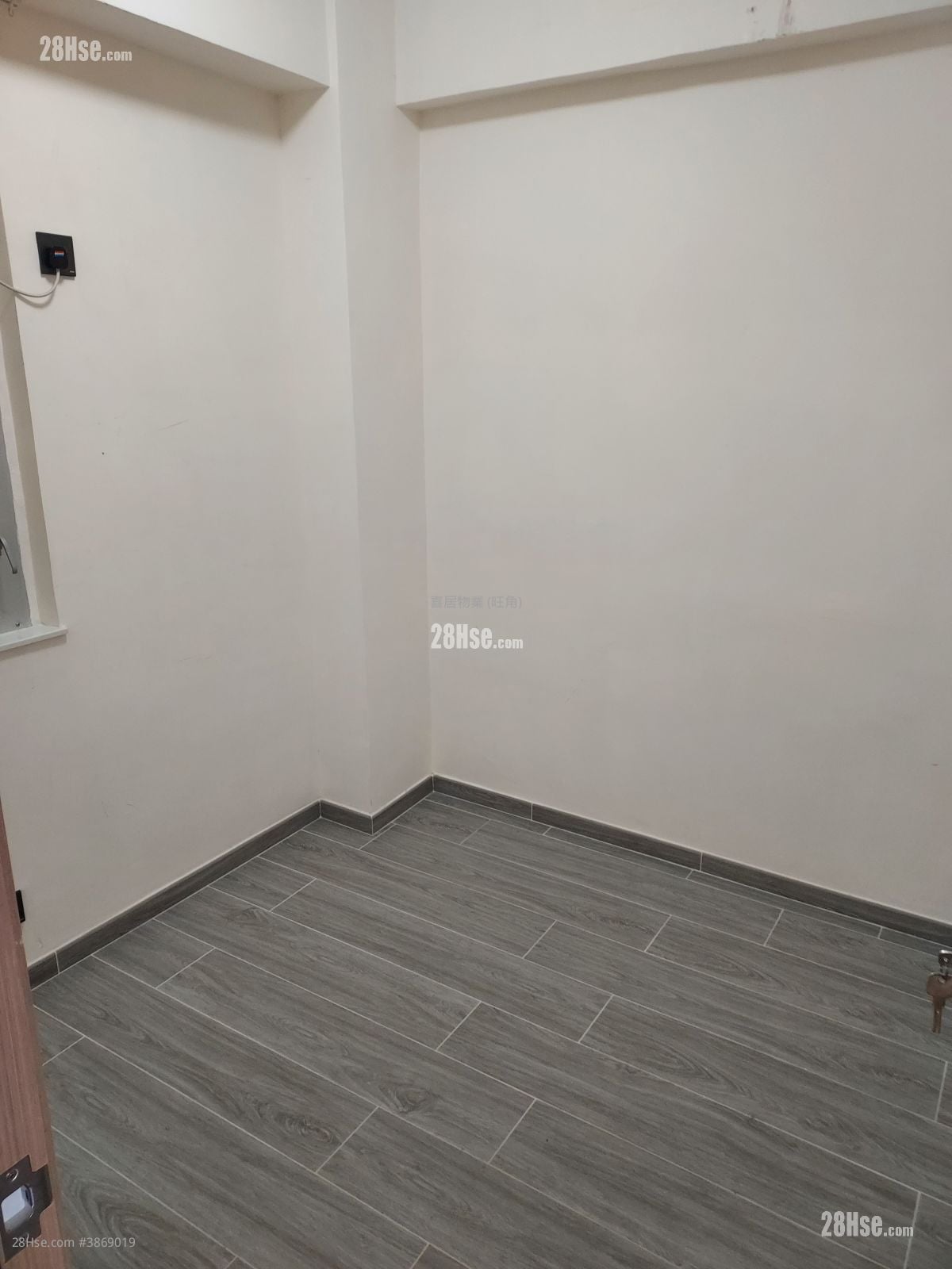 Peace Building Rental 2 Bedrooms , 1 Bathroom 466 ft²