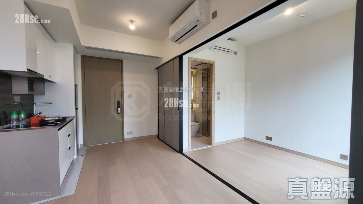 K. Summit Rental 287 ft²