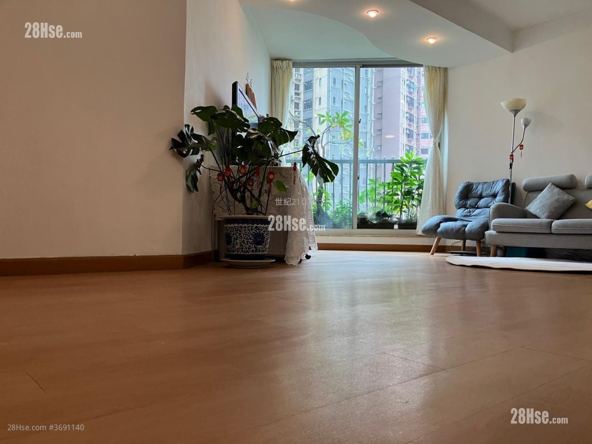 Skyview Cliff Sell 3 Bedrooms , 2 Bathrooms 805 ft²
