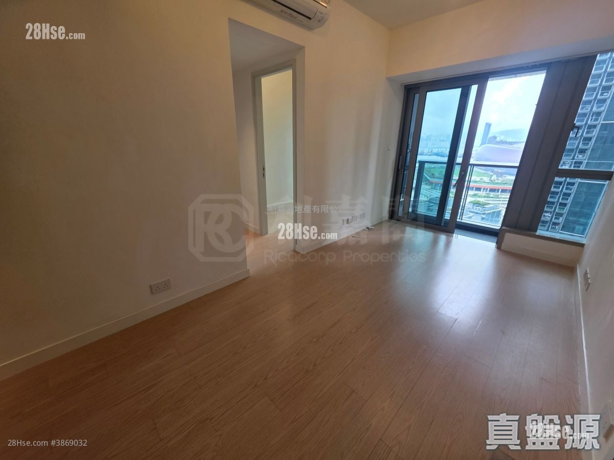 Monaco Rental 445 ft²