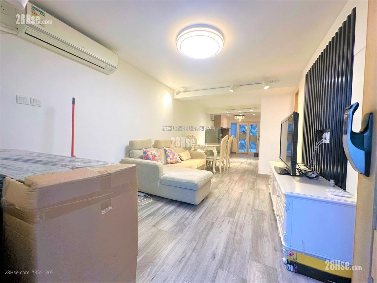 Sai Sha Road Village Sell 3 Bedrooms , 1 Bathroom