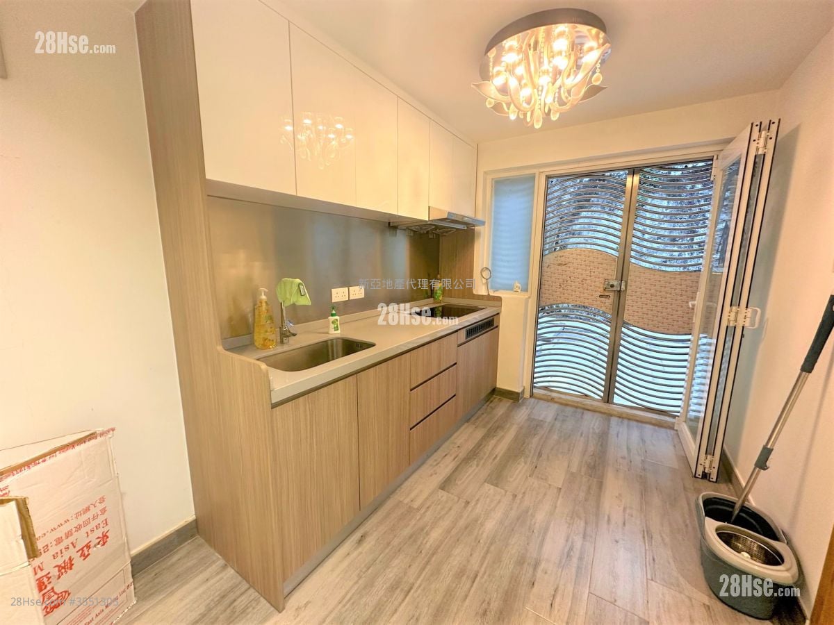 Sai Sha Road Village Sell 3 Bedrooms , 1 Bathroom