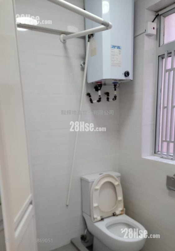 Tai Lung House Rental 2 Bedrooms , 1 Bathroom 333 ft²