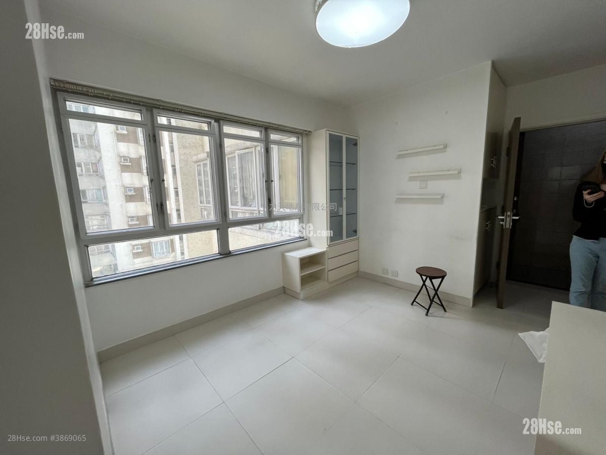 Grandeur Garden Sell 328 ft²
