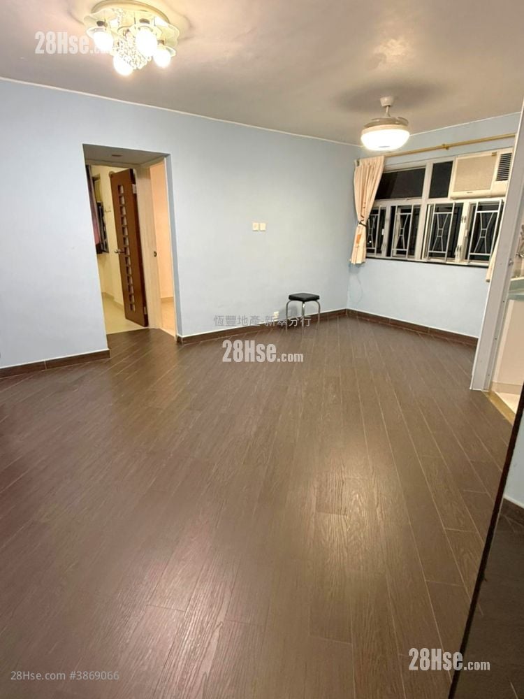 Yan Tsui Court Rental 2 Bedrooms , 1 Bathroom