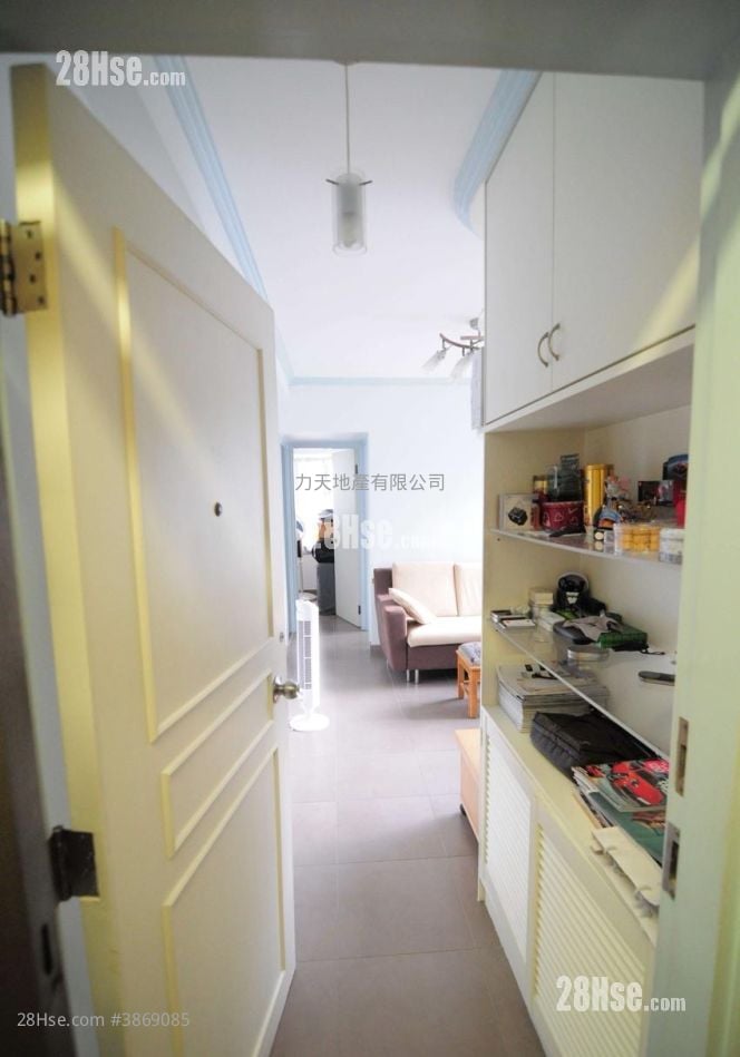 Grandeur Garden Rental 328 ft²