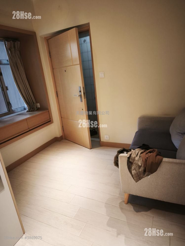 Fortuna Building Rental 1 Bedroom , 1 Bathroom 255 ft²
