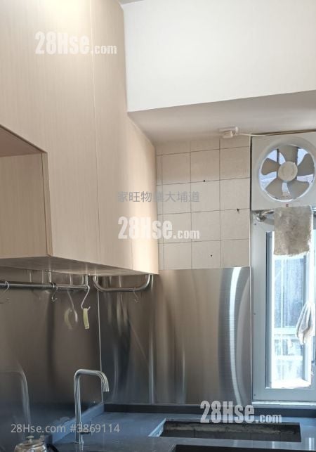Godfrey Centre Sell 2 Bedrooms , 1 Bathroom 237 ft²