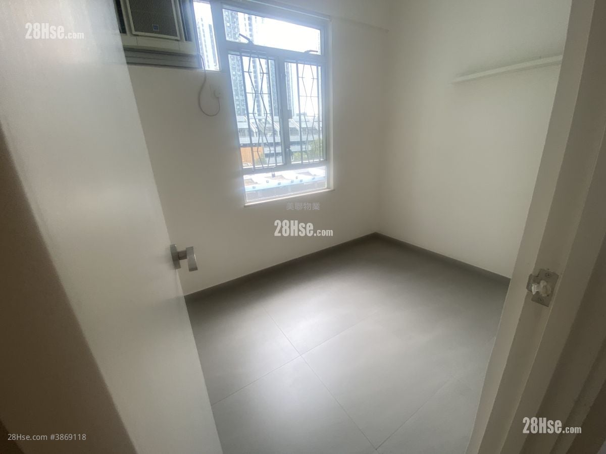 City One Shatin Rental 327 ft²