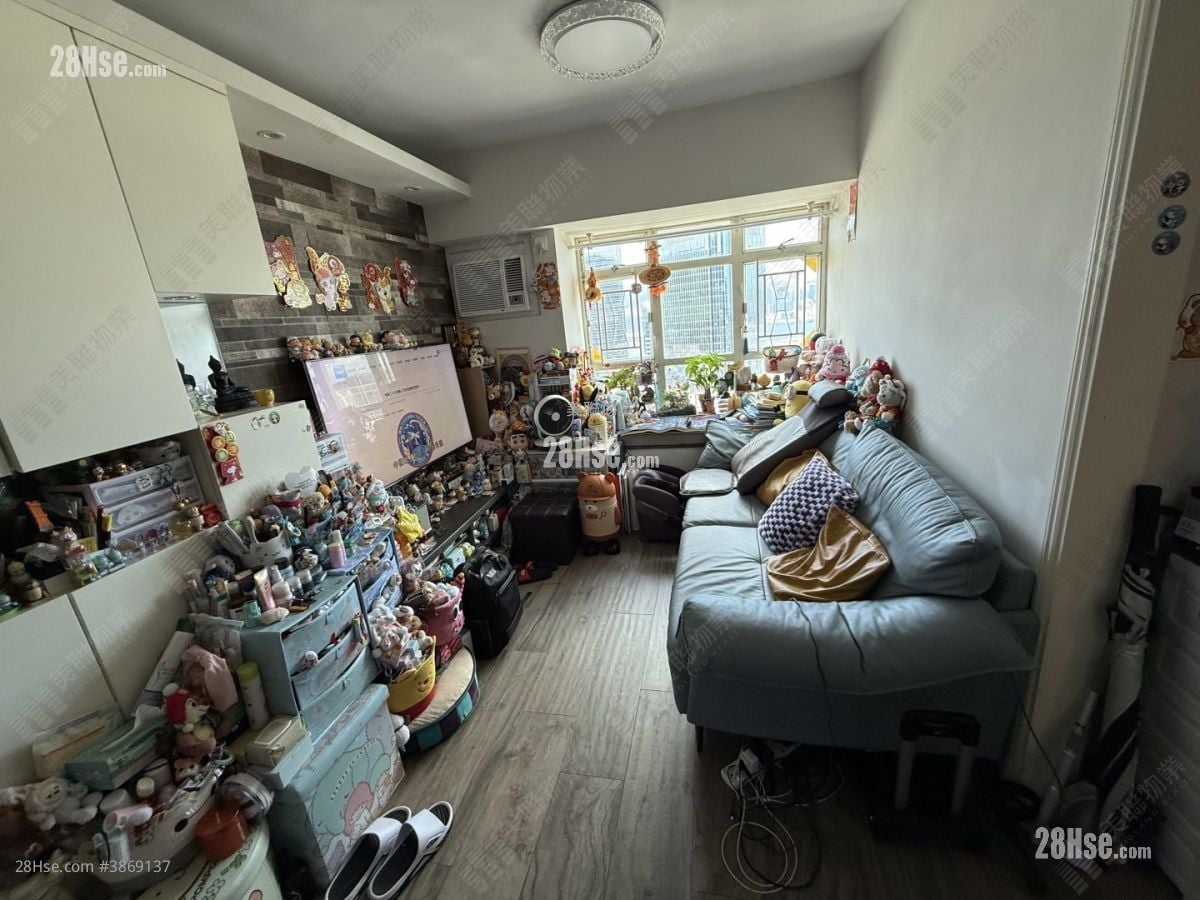 Kornville Sell 3 Bedrooms 524 ft²