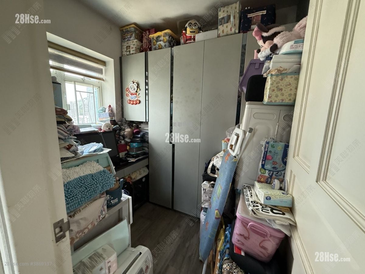 Kornville Sell 3 Bedrooms 524 ft²