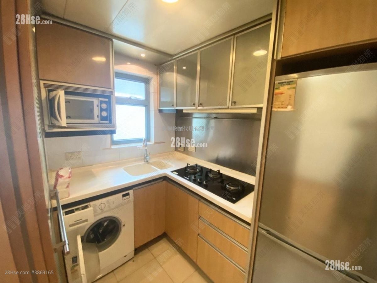 Aquamarine Sell 2 Bedrooms , 1 Bathroom 494 ft²