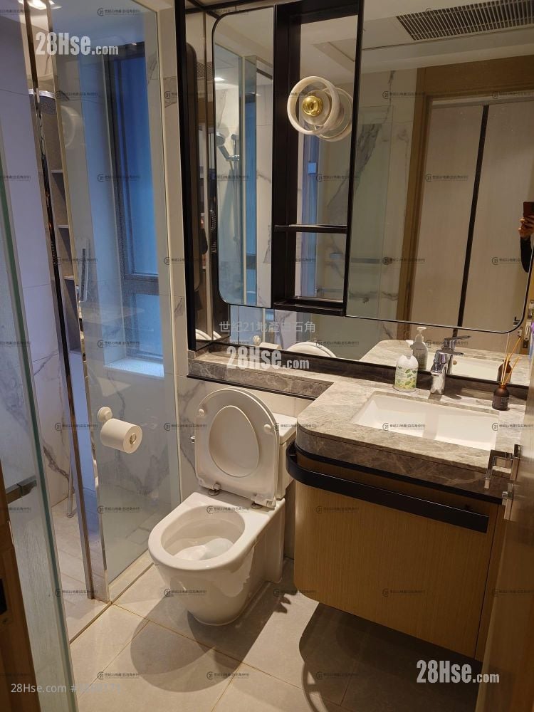 Mayfair By The Sea 8 Rental 2 Bedrooms , 1 Bathroom 494 ft²