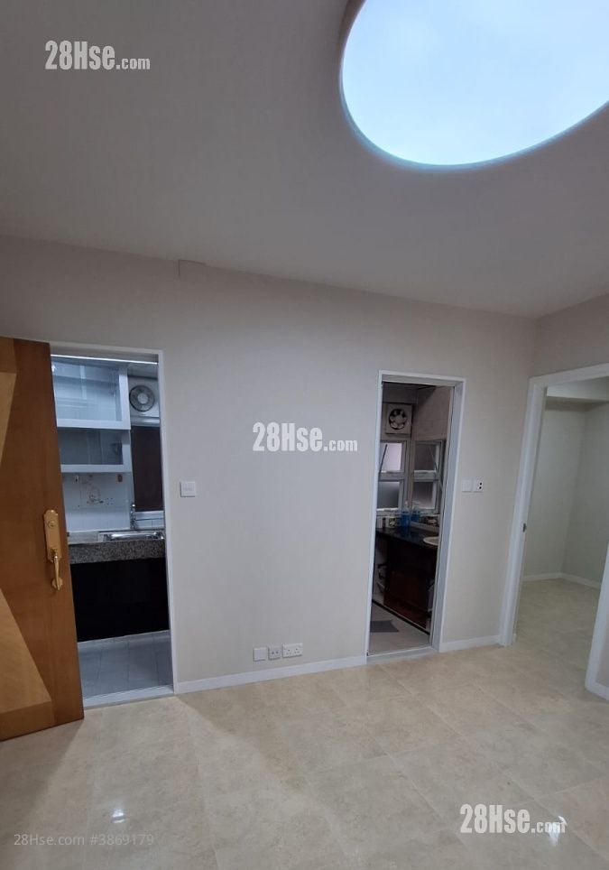 Whampoa Estate Sell 2 Bedrooms , 1 Bathroom 401 ft²