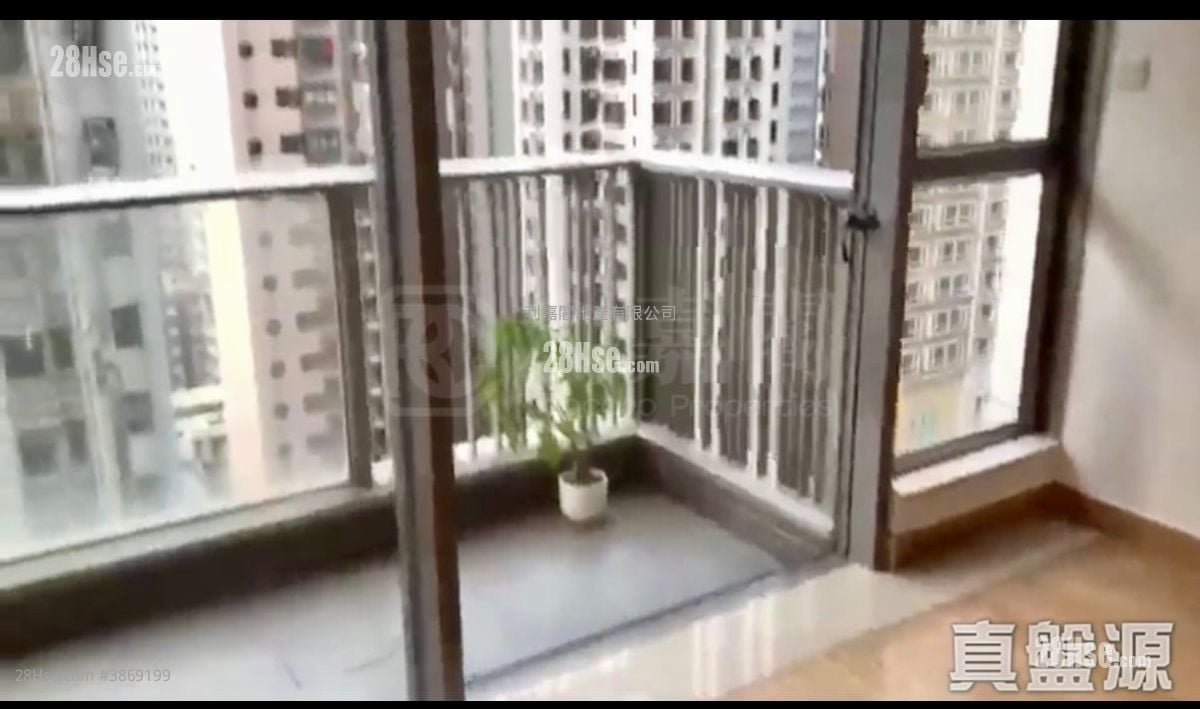 Island Crest Sell 2 Bedrooms , 1 Bathroom 555 ft²