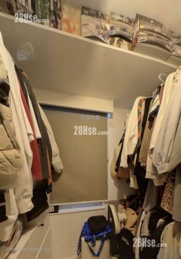 King Fai Court Sell 1 Bedroom , 1 Bathroom 400 ft²