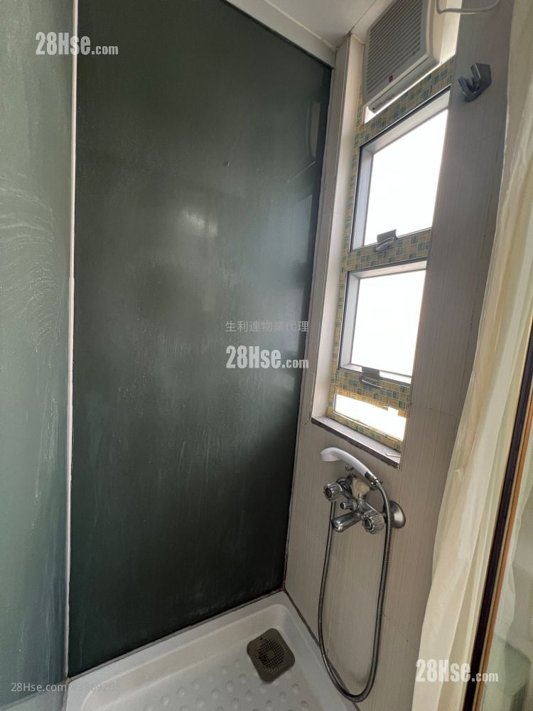 Wing Wo Building Rental Studio , 1 Bathroom 215 ft²