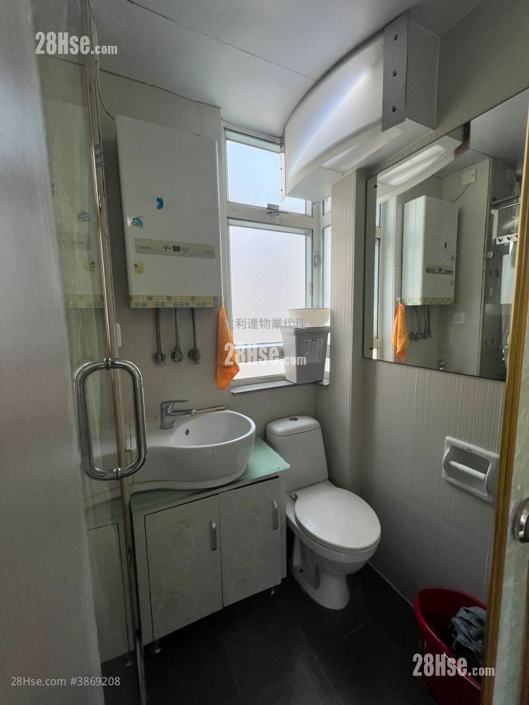 Wing Wo Building Rental Studio , 1 Bathroom 215 ft²